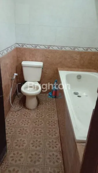 image RUMAH KLASIK NUANSA BALI SIAP HUNI, PERUMAHAN GRAHA DEWATA SELANGKAH KE KAMPUS (6)