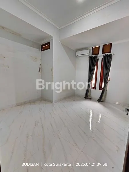 image RUMAH TENGAH KOTA SIAP HUNI (4)