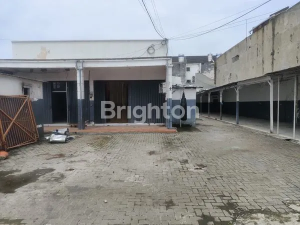 TEMPAT USAHA KUTISARI SELATAN