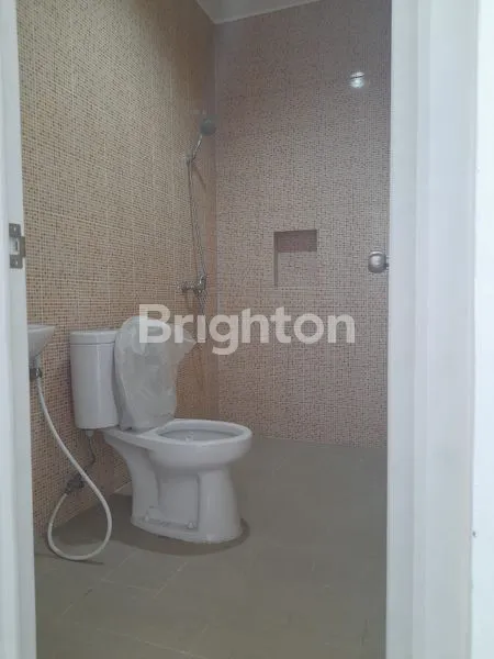 image RUMAH MODERN KUTISARI INDAH SIAP HUNI (5)