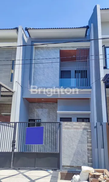 image DIJUAL RUMAH NEW GRESS RUNGKUT ASRI UTARA (1)