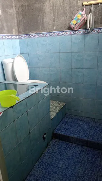 image RUMAH SIAP HUNI PINGGIR JALAN DI WIDURI BANGETAYU SEMARANG (4)