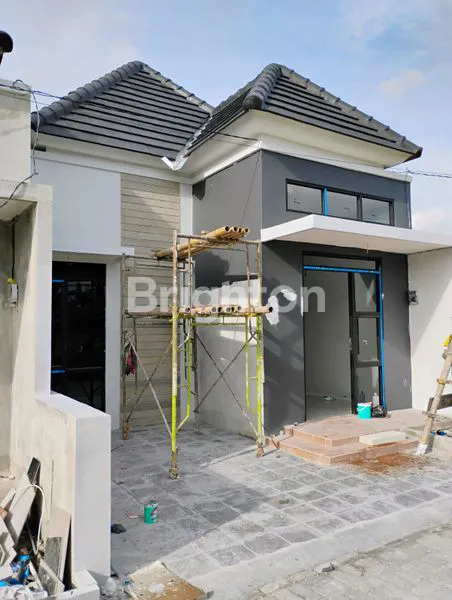 image RUMAH MEWAH DEKAT JALAN RAYA PASAR MRANGGEN  (6)