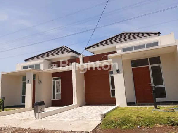 image RUMAH ELEGAN HARGA MINIMALIS STRATEGIS DI UNGARAN (1)