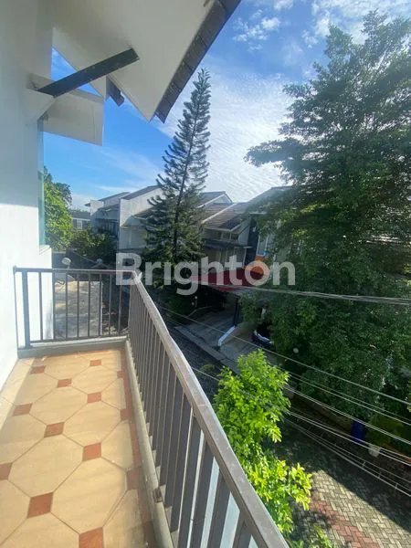 image RUMAH CANTIK 3 LANTAI DENGAN PEMANDANGAN YANG INDAH DI CIMANGGU PABUARAN (8)