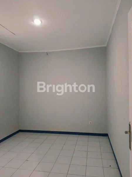 image RUMAH TAMAN PALEM LESTARI RAPIH SIAP HUNI,CENGKARENG JAKARTA BARAT (7)