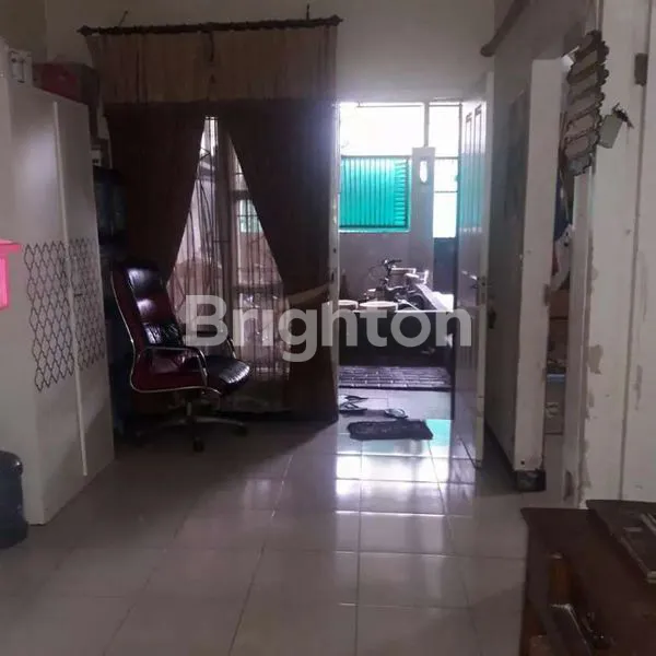 image RUMAH SANGAT STRATEGIS DEKAT JALUR RENCANA OERR DAN MERR GUNUNGANYAR (3)