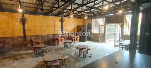 image EX-RESTO DI DAERAH PADAT PENDUDUK (2)