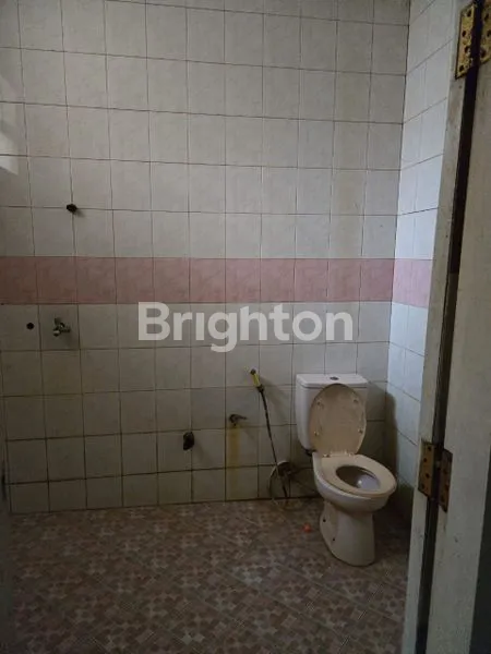 image RUMAH SIAP HUNI  DUA LANTAI DI BALIKPAPAN BARU  (3)