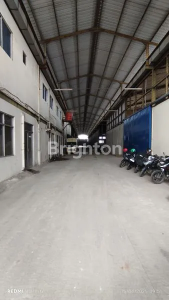 image GUDANG KOSONG SIAP PAKAI LUAS 1500 METER DI KP LANBOW SENTUL (8)