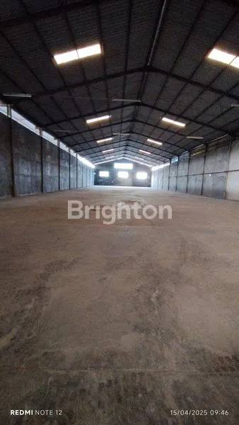 image GUDANG KOSONG SIAP PAKAI LUAS 1500 METER DI KP LANBOW SENTUL (6)