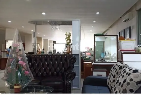 image TOKO EX SHOWROOM TENGAH KOTA (2)