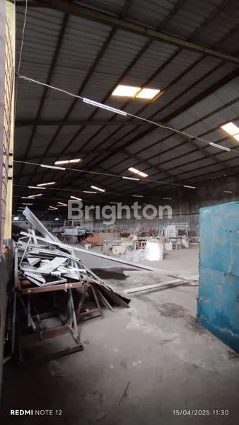 image GUDANG KOSONG SIAP PAKAI LUAS  1800 METER DI LANBOW SENTUL (4)