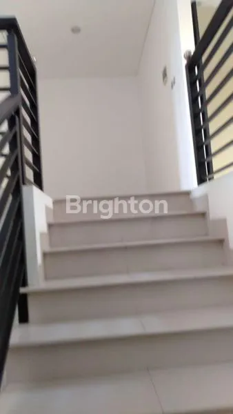 image RUMAH 2 LANTAI DI VILLAGE GARDEN, 3KT (5)