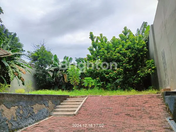 image TANAH UNTUK RUMAH TINGGAL DI KOMPLEK PERMATA HIJAU (2)