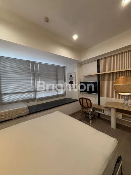 image GRAND STUDIO COLLINS – FULLY FURNISHED, LUXURY LIVING (1)