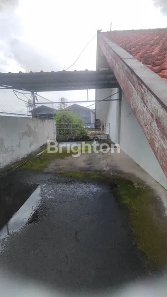 image BANGUNAN LUAS PUSAT KOTA (8)