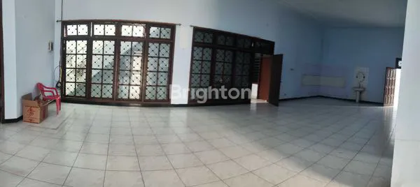 image BANGUNAN LUAS PUSAT KOTA (3)