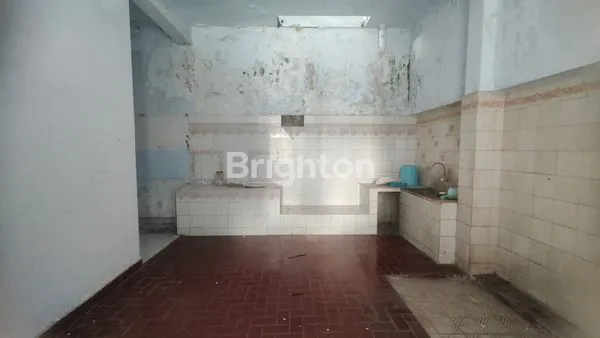 image BANGUNAN LUAS PUSAT KOTA (5)