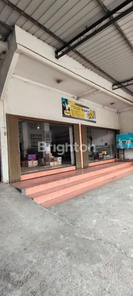 GUDANG STRATEGIS SALATIGA, BONUS TANAH SUBUR