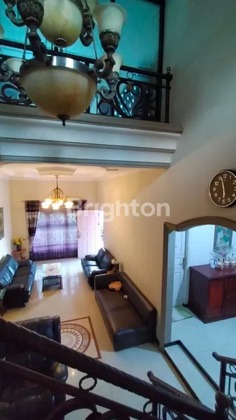 image RUMAH UNGU (2)