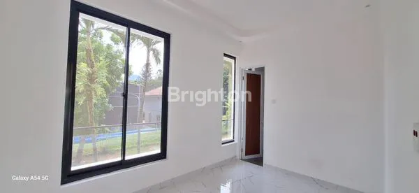 image RUMAH BARU SIAP HUNI DI CLUSTER PREMIUM TAMAN BROMO LIPPO KARAWACI (6)