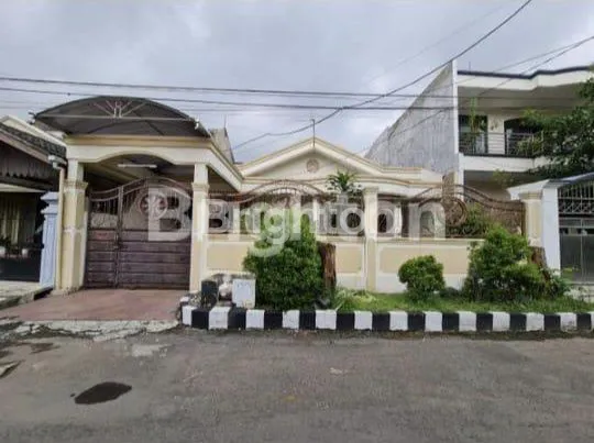 image RUMAH SIAP HUNI MANYAR KERTOARJO DEKAT PUSAT KULINER  DAN RESTO (8)