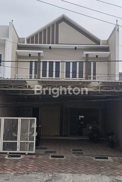 image SIAP PAKAI RUKO 2 LANTAI LOKASI 70 METER DARI RAYA JEMURSARI, SURABAYA (1)