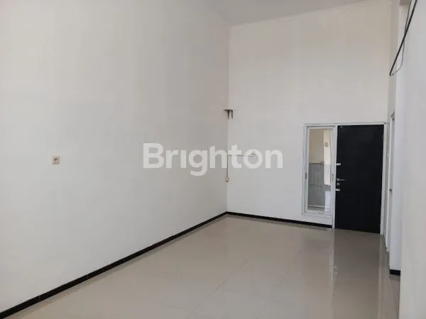 image RUMAH 1 LANTAI ROYAL PARK REGENCY DEKAT UPN, PURIMAS, RAYA RUNGKUT, WIGUNA, MEDOKAN ASRI, PANDUGO, WONOREJO, PENJARINGAN (3)