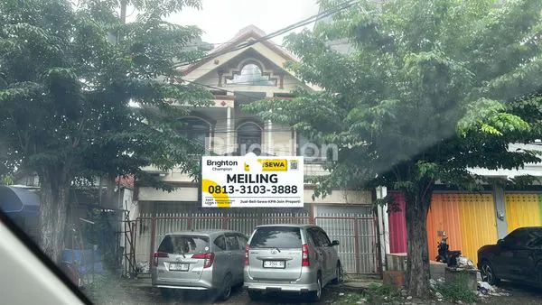 DISEWAKAN RUMAH DAN TOKO DI RAYA NGINDEN SURABAYA