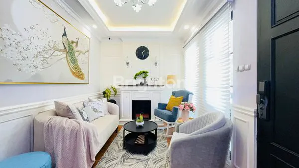 image RUMAH SEMI FURNISHED MEWAH DI CASA JARDIN RESIDENCE JAKARTA BARAT (3)