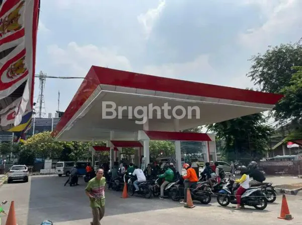 SPBU STRATEGIS DI KEBAYORAN LAMA JAKARTA SELATAN
