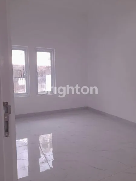 image RUMAH RAPI SIAP HUNI DI KELAPA GADING- JAKARTA UTARA (5)