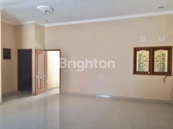 image RUMAH BAGUS KOKOH SIAP HUNI DI DEKAT ARAYA KOTA MALANG HARGA NEGO (3)