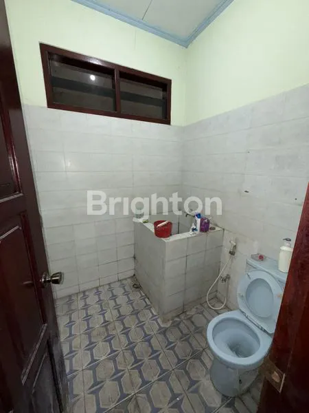 image RUMAH DAN RUANG USAHA DI JALAN ADI SUMARMO, LOKASI EMAS DEKAT TOL!!! DEKAT SUPERINDO (5)