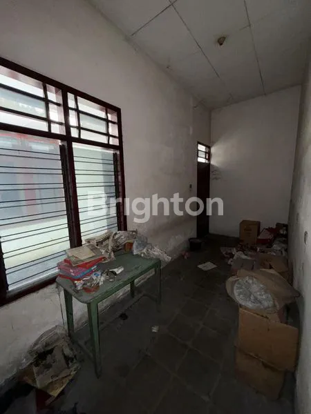 image RUMAH DAN RUANG USAHA DI JALAN ADI SUMARMO, LOKASI EMAS DEKAT TOL!!! DEKAT SUPERINDO (8)