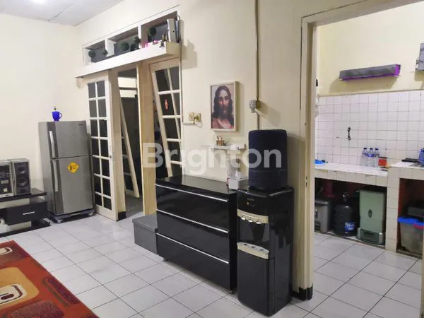 image RUMAH HITUNG TANAH COCOK BUAT DIBANGUN KOST (6)