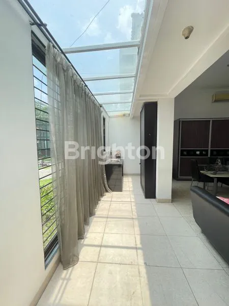 image RUMAH CANTIK DI KELAPA GADING PARK VIEW JAKARTA UTARA SEBELAH SEKOLAH  ALAZHAR (7)