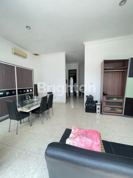 image RUMAH CANTIK DI KELAPA GADING PARK VIEW JAKARTA UTARA SEBELAH SEKOLAH  ALAZHAR (5)