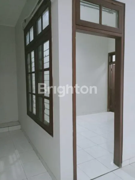 image RUMAH SIAP HUNI SEWA/JUAL ARYA MUKTI PEDURUNGAN SEMARANG TIMUR (6)