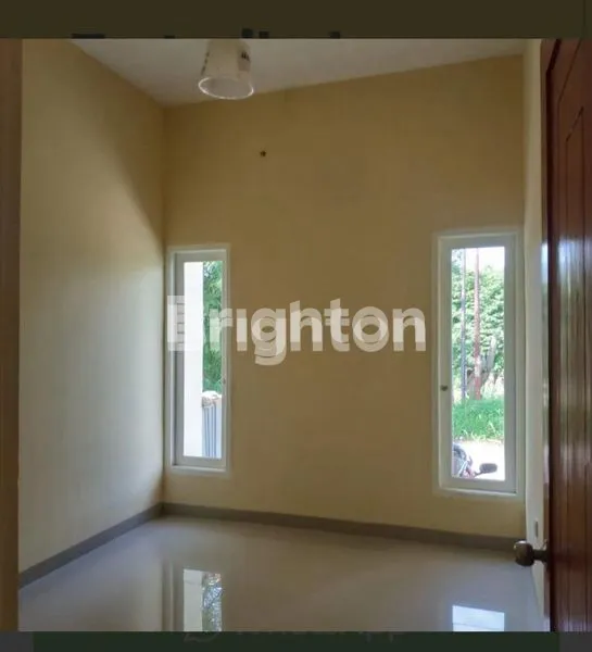 image RUMAH CANTIK DAN STRATEGIS (3)