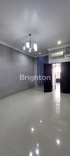 image RUMAH ASRI SIAP HUNI DI VILLA PERMATA INDAH, DEKAT SEKOLAH DHARMA LOKA (2)