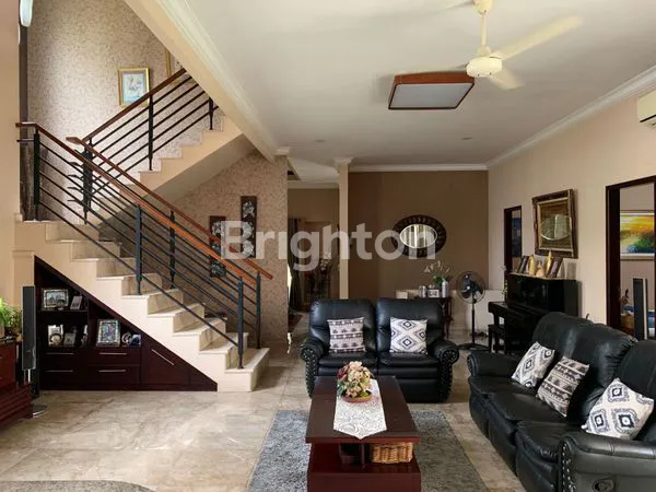 image RUMAH MEWAH SEMI-FURNISH LOKASI STRATEGIS DI JATI PADANG, JAKARTA SELATAN (7)