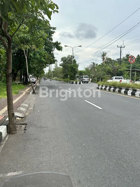 image TANAH STRATEGIS 11,2 ARE DI BYPASS NGURAH RAI - TOHPATI, FULL PAVING & AKSES LANGSUNG JALAN UTAMA! (3)