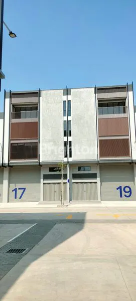 image GUDANG MULTIGUNA SAMPING BANDARA SOEKARNO HATTA (1)