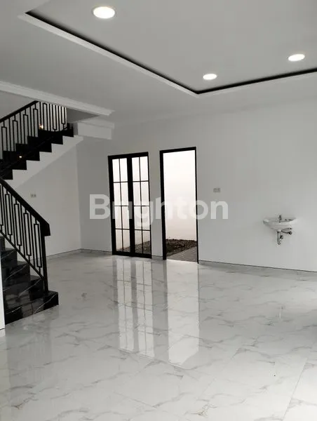 image RUMAH BARU SUTOREJO (4)