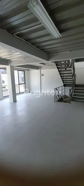 GUDANG SERBAGUNA DEKAT BANDARA