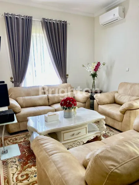 RUMAH CLUSTER MAXWELL FULL FURNISHED GADING SERPONG SUMMARECON SERPONG, SCIENTIA GARDEN