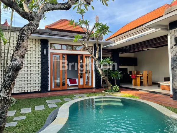 RESORT  VILLAS DI TENGAH KOTA  JALAN MERTASARI SIDAKARYA, 8 UNIT VILLA DENGAN 1 BR DAN 2 BR, DILEPAS FREEHOLD / LEASEHOLD