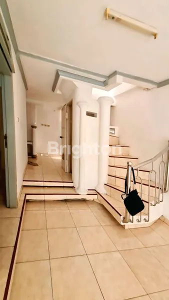 image RUMAH 2 LANTAI HITUNG TANAH, STRATEGIS COCOK UNTUK HUNIAN ATAU KOS-KOSAN DI TANJUNG DUREN JAKARTA BARAT (7)